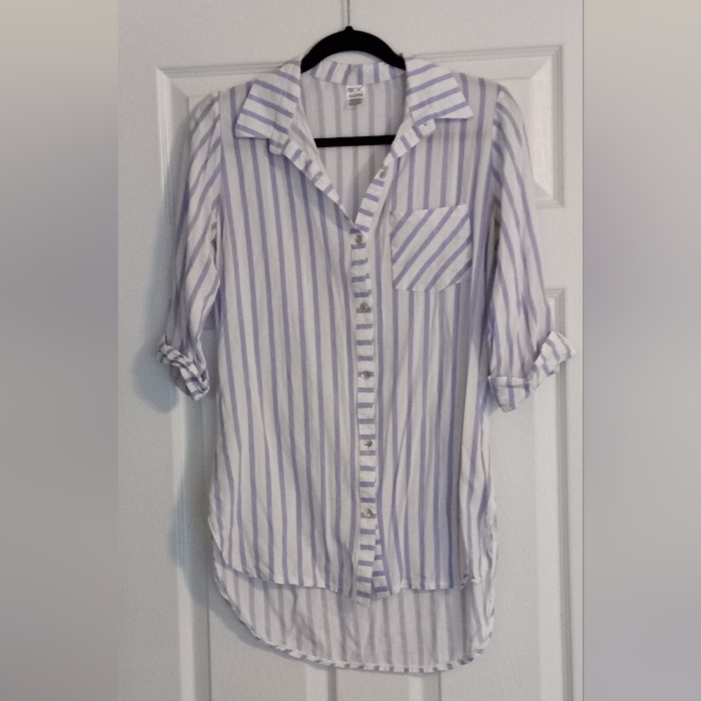 Blue & white stripe Magic shirt size small